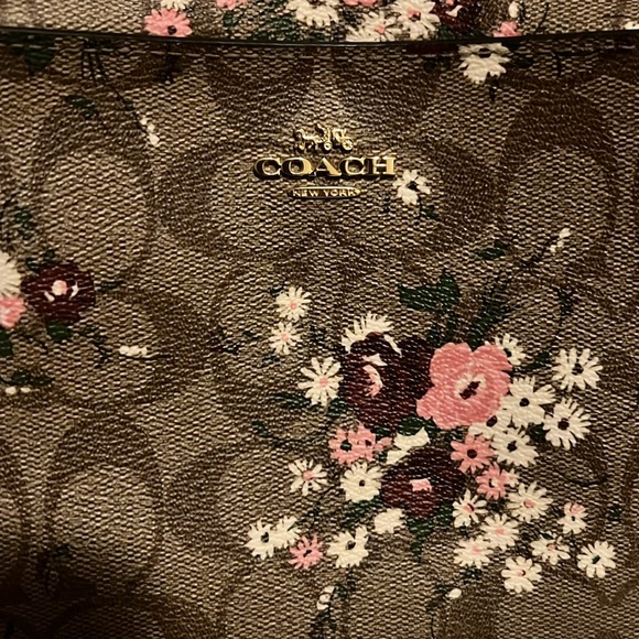 Coach Camera Bag - Picture 2 of 6